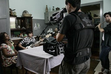 Andre Chesini behind the scenes of Oracao 2