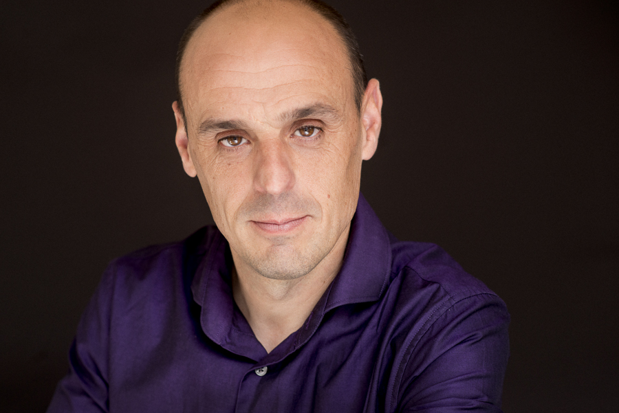 Spanish actor Alvaro Ramos